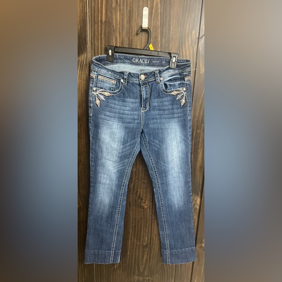 Grace in LA Women's Embroidered Embellished Boho Jeans Size 32 - Picture 11 of 12